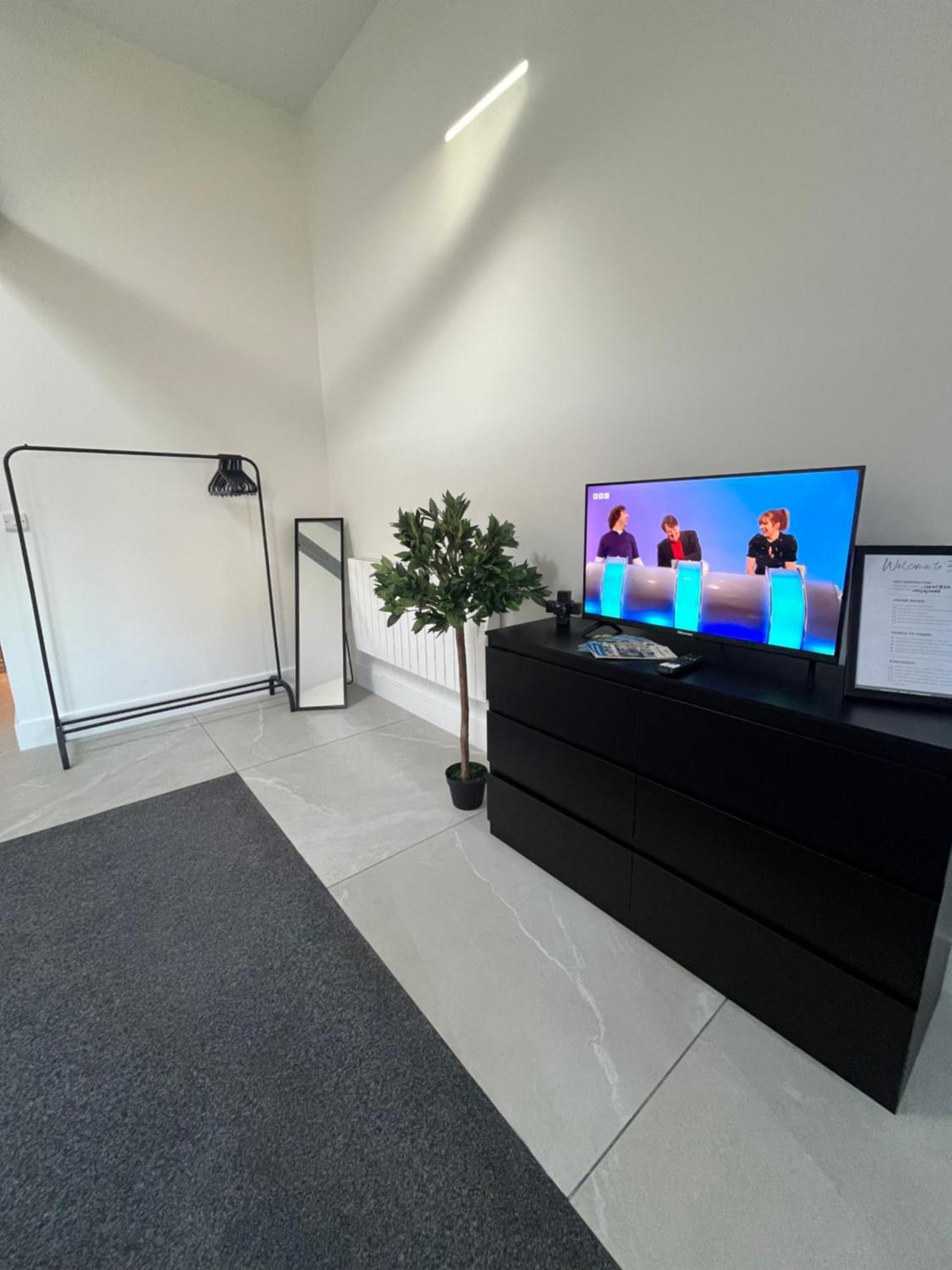 Entire Property In Downham Market, Serviced Accomodation Exterior photo